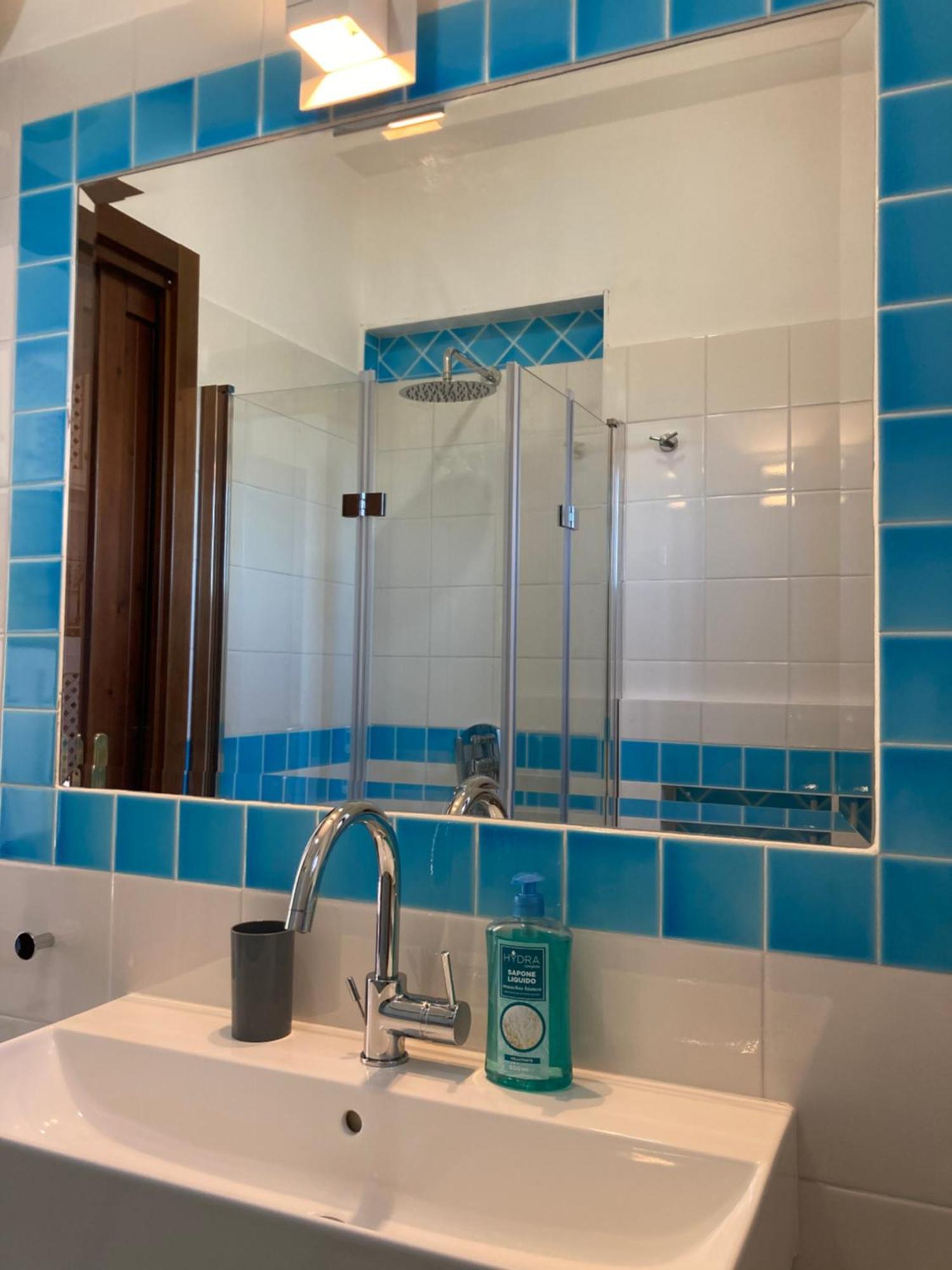Appartamento Vista Mare - Amazing Sea View Apartment Stintino Ngoại thất bức ảnh